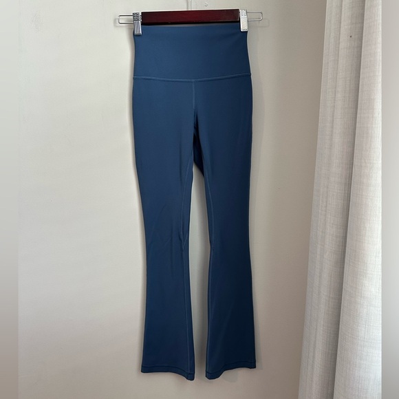 Lululemon Align High-Rise Mini-Flared Pant - Picture 11 of 11